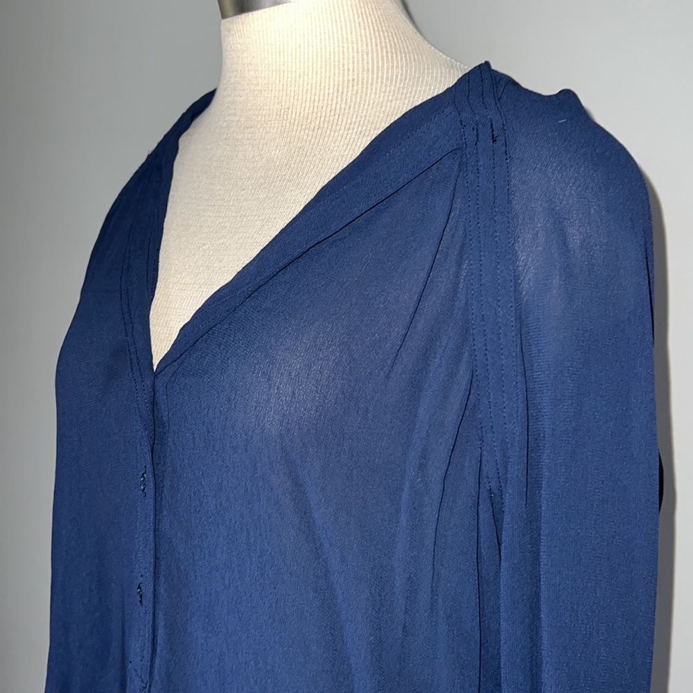 BCBGMaxAzria Sheer Tunic Size Small - Picture 2 of 9